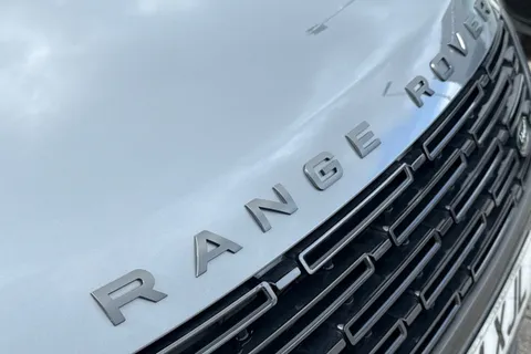 KW74XJL Land Rover Range Rover Velar 2.0 D200 Dynamic HSE 5dr Thumbnail #31
