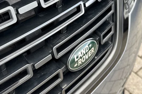 KW74XJL Land Rover Range Rover Velar 2.0 D200 Dynamic HSE 5dr Thumbnail #33