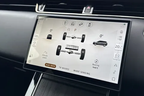 KW74NHJ Land Rover Range Rover Evoque 1.5 P270e Autobiography 5dr Thumbnail #39