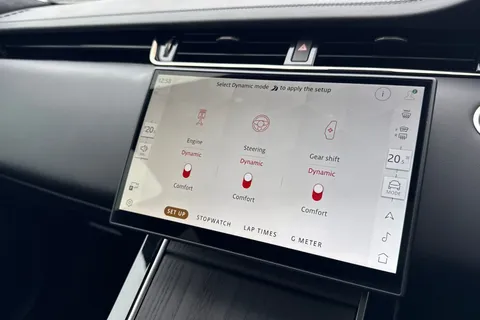 KW74NHJ Land Rover Range Rover Evoque 1.5 P270e Autobiography 5dr Thumbnail #42