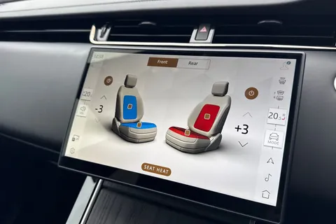 KW74NHJ Land Rover Range Rover Evoque 1.5 P270e Autobiography 5dr Thumbnail #44