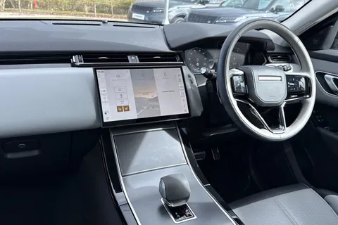 KW74XJL Land Rover Range Rover Velar 2.0 D200 Dynamic HSE 5dr Thumbnail #44