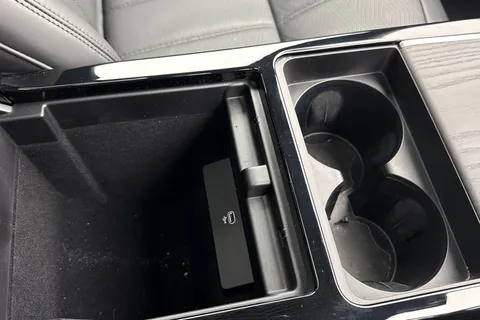 KW74NHJ Land Rover Range Rover Evoque 1.5 P270e Autobiography 5dr Thumbnail #49