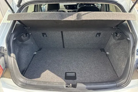 PG21DZX Volkswagen Polo 1.0 TSI Match Euro 6 (s/s) 5dr Thumbnail #8