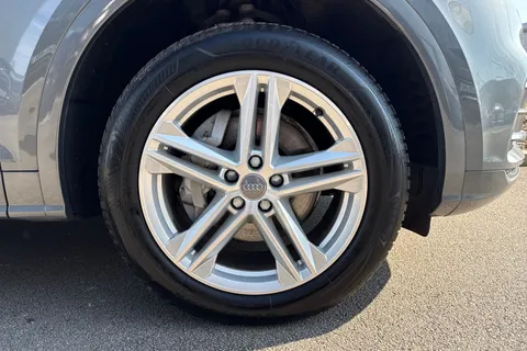 GF70KBX Audi Q5 2.0 TDI 40 S line S Tronic quattro Euro 6 (s/s) 5dr Thumbnail #12