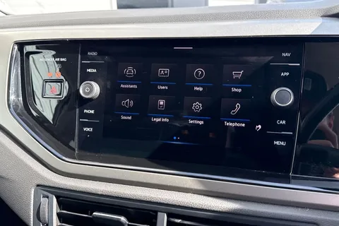 PG21DZX Volkswagen Polo 1.0 TSI Match Euro 6 (s/s) 5dr Thumbnail #18