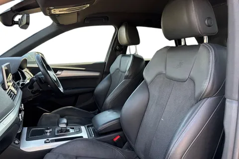 GF70KBX Audi Q5 2.0 TDI 40 S line S Tronic quattro Euro 6 (s/s) 5dr Thumbnail #17