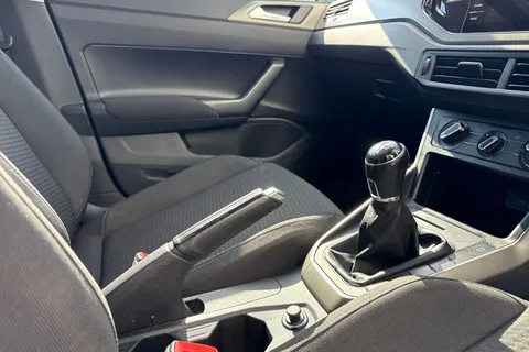 PG21DZX Volkswagen Polo 1.0 TSI Match Euro 6 (s/s) 5dr Thumbnail #43