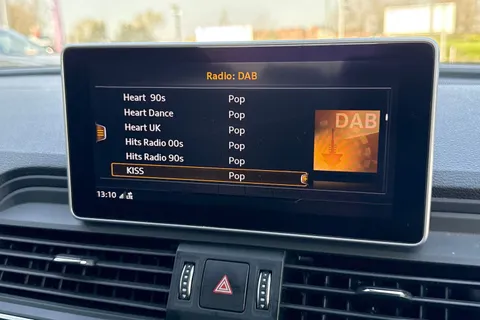 GF70KBX Audi Q5 2.0 TDI 40 S line S Tronic quattro Euro 6 (s/s) 5dr Thumbnail #45