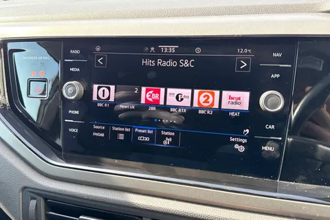 PG21DZX Volkswagen Polo 1.0 TSI Match Euro 6 (s/s) 5dr Thumbnail #49