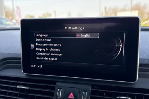 GF70KBX Audi Q5 2.0 TDI 40 S line S Tronic quattro Euro 6 (s/s) 5dr Thumbnail #50