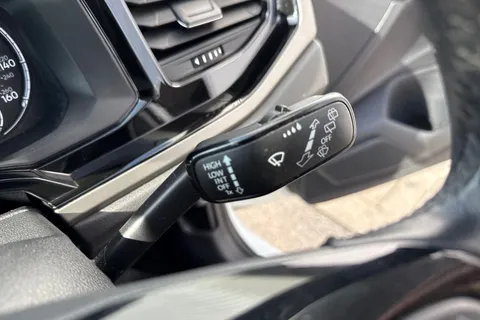 PG21DZX Volkswagen Polo 1.0 TSI Match Euro 6 (s/s) 5dr Thumbnail #58