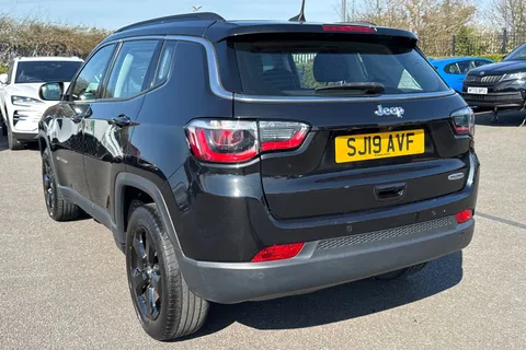 SJ19AVF Jeep Compass 1.4T MultiAirII Longitude Euro 6 (s/s) 5dr Thumbnail #8