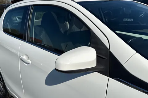 BK15ZTR PEUGEOT 108 1.0 VTi Active Top! 2 Tronic Euro 5 5dr Euro 5 Thumbnail #28