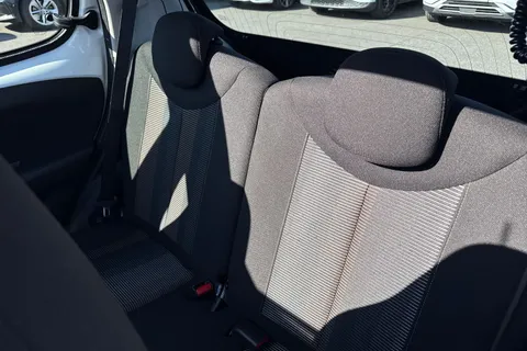 BK15ZTR PEUGEOT 108 1.0 VTi Active Top! 2 Tronic Euro 5 5dr Euro 5 Thumbnail #30