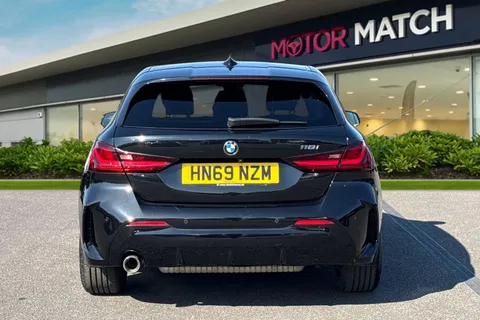 HN69NZM BMW 1 Series 1.5 118i M Sport DCT Euro 6 (s/s) 5dr Thumbnail #5