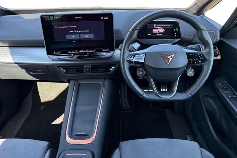 KY25GZK CUPRA Born e-Boost 59kWh V3 Auto 5dr Thumbnail #13