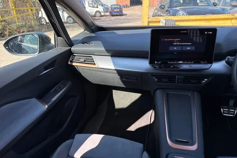 KY25GZK CUPRA Born e-Boost 59kWh V3 Auto 5dr Thumbnail #15