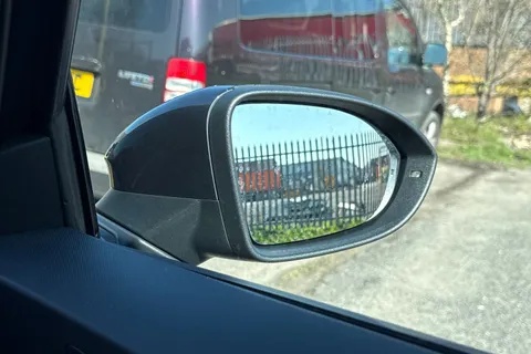 KY25GZK CUPRA Born e-Boost 59kWh V3 Auto 5dr Thumbnail #18