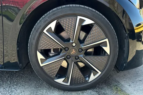 KY25GZK CUPRA Born e-Boost 59kWh V3 Auto 5dr Thumbnail #24