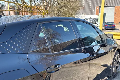 KY25GZK CUPRA Born e-Boost 59kWh V3 Auto 5dr Thumbnail #25