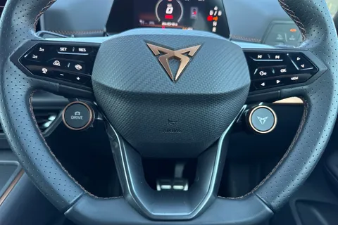 KY25GZK CUPRA Born e-Boost 59kWh V3 Auto 5dr Thumbnail #33