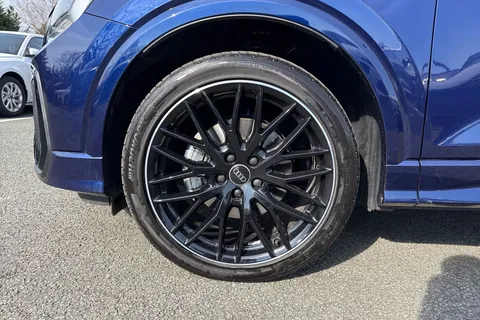 KT25WYW Audi Q2 Black Edition 35 TFSI  150 PS S tronic Thumbnail #10