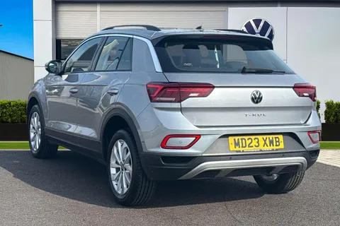 MD23XWB Volkswagen T-Roc 1.0 TSI Life 5dr **17' JOHANNAESBURG ALLOYS** Thumbnail #3
