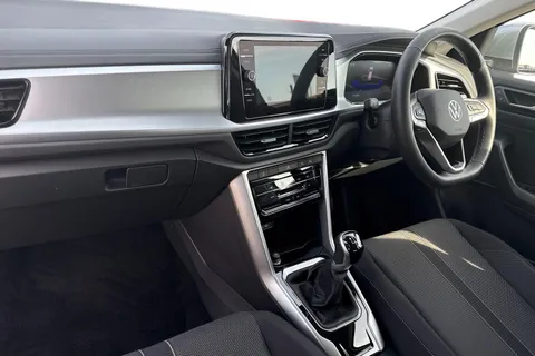 MD23XWB Volkswagen T-Roc 1.0 TSI Life 5dr **17' JOHANNAESBURG ALLOYS** Thumbnail #16