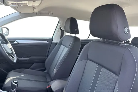 MD23XWB Volkswagen T-Roc 1.0 TSI Life 5dr **17' JOHANNAESBURG ALLOYS** Thumbnail #17