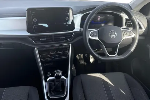 MD23XWB Volkswagen T-Roc 1.0 TSI Life 5dr **17' JOHANNAESBURG ALLOYS** Thumbnail #19