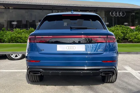  Audi Q8 3.0 TDI V6 Black Edition Tiptronic quattro Euro 6 (s/s) 5dr Thumbnail #5
