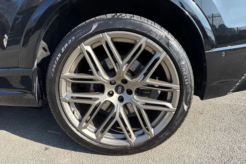 PK74RVR Audi RS Q8 SUV  Launch Edition   600 PS tiptronic Thumbnail #13