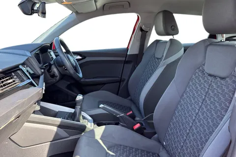 PN23NWH Audi A1 Sport 25 TFSI 95 PS 5-speed Thumbnail #16