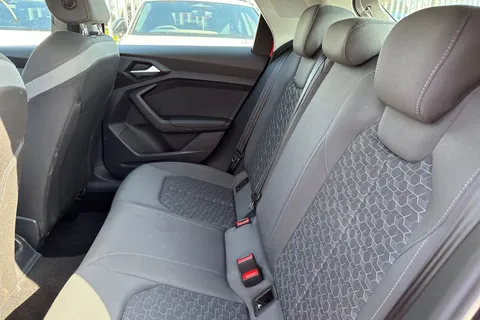 PN23NWH Audi A1 Sport 25 TFSI 95 PS 5-speed Thumbnail #19