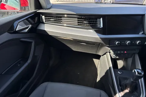 PN23NWH Audi A1 Sport 25 TFSI 95 PS 5-speed Thumbnail #20