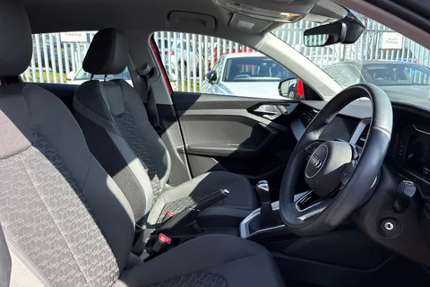 PN23NWH Audi A1 Sport 25 TFSI 95 PS 5-speed Thumbnail #24