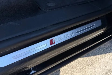 PK74RVR Audi RS Q8 SUV  Launch Edition   600 PS tiptronic Thumbnail #27