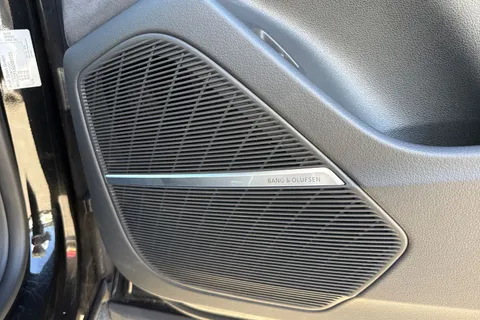 PK74RVR Audi RS Q8 SUV  Launch Edition   600 PS tiptronic Thumbnail #28