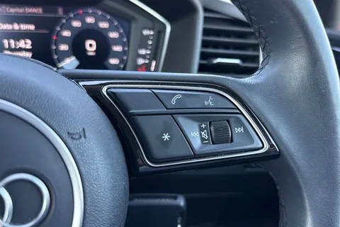 PN23NWH Audi A1 Sport 25 TFSI 95 PS 5-speed Thumbnail #38