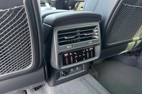  Audi Q8 3.0 TDI V6 Black Edition Tiptronic quattro Euro 6 (s/s) 5dr Thumbnail #42