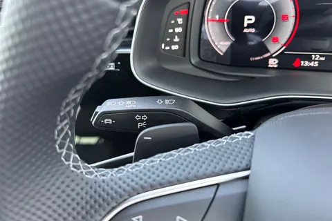  Audi Q8 3.0 TDI V6 Black Edition Tiptronic quattro Euro 6 (s/s) 5dr Thumbnail #50