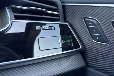 PK74RVR Audi RS Q8 SUV  Launch Edition   600 PS tiptronic Thumbnail #49