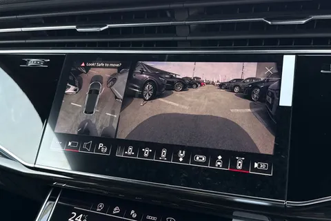  Audi Q8 3.0 TDI V6 Black Edition Tiptronic quattro Euro 6 (s/s) 5dr Thumbnail #58