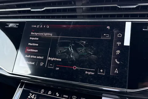  Audi Q8 3.0 TDI V6 Black Edition Tiptronic quattro Euro 6 (s/s) 5dr Thumbnail #59