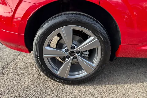  Audi Q3 1.5 TFSI S line Sportback S Tronic Euro 6 (s/s) 5dr Thumbnail #13