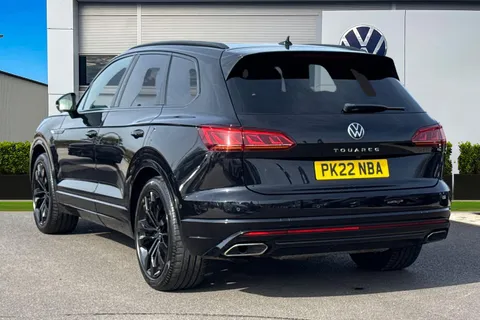 PK22NBA Volkswagen Touareg 3.0 V6 TSI 4Motion Black Edition 5dr Tip Auto **DYNAUDIO, MEMORY SEATS** Thumbnail #3