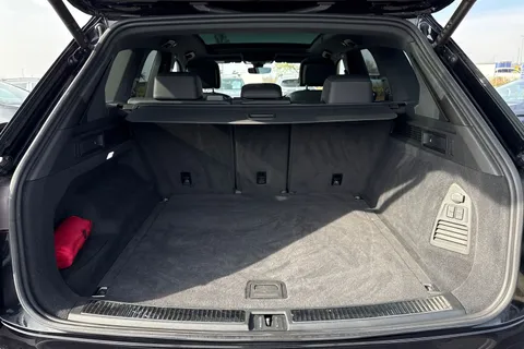 PK22NBA Volkswagen Touareg 3.0 V6 TSI 4Motion Black Edition 5dr Tip Auto **DYNAUDIO, MEMORY SEATS** Thumbnail #7