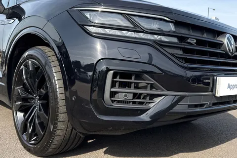 PK22NBA Volkswagen Touareg 3.0 V6 TSI 4Motion Black Edition 5dr Tip Auto **DYNAUDIO, MEMORY SEATS** Thumbnail #9