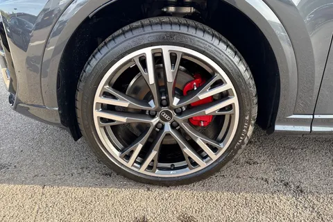  Audi Q5 2.0 TDI Edition 1 S Tronic quattro Euro 6 (s/s) 5dr Thumbnail #10